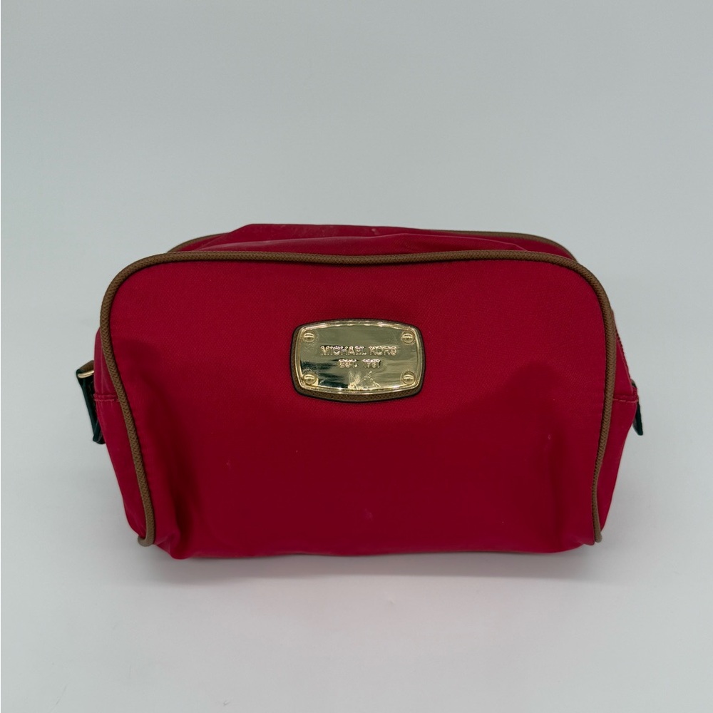 Michael Michael Kors makeup bag